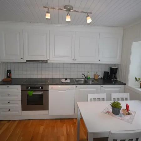 Between Ustaoset And Geilo