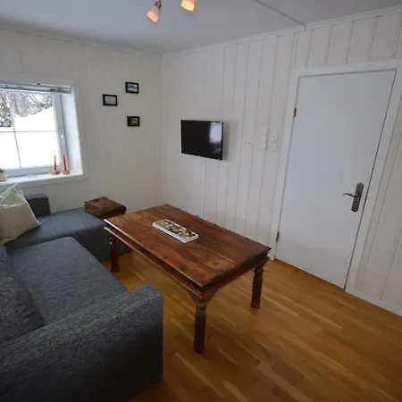 Between Ustaoset And